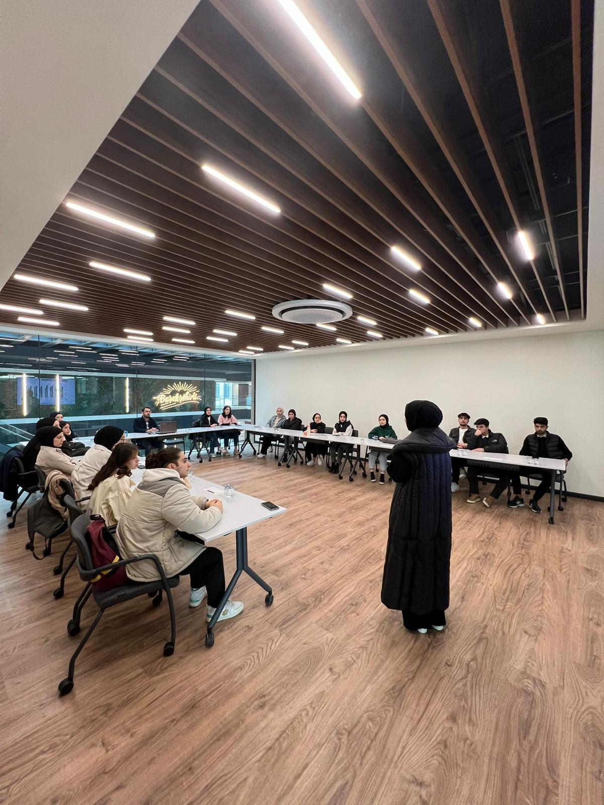 Özel Eğitim Eğitmenleri ve Aileleri İçin Eğitimler